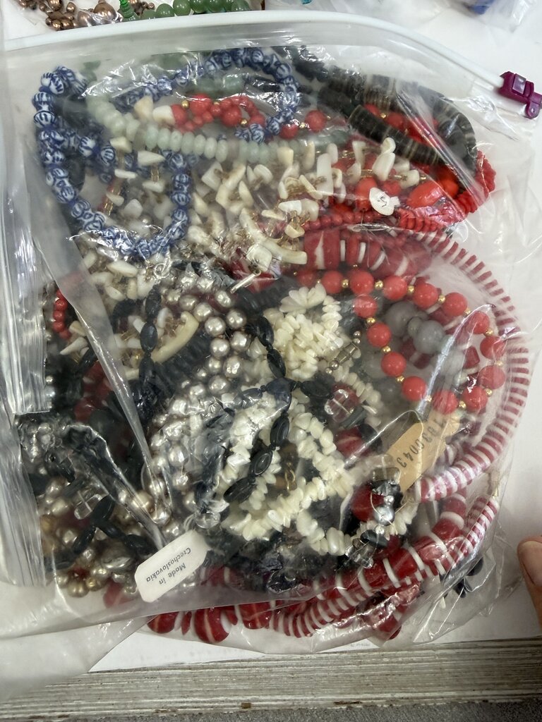 Large Lot of Beads/Necklaces for Crafting & Jewelry Making 10 lbs. /ro