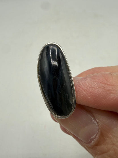 Rare Horizontal Sterling Silver Setting Black Stone Ring size 7 /ro