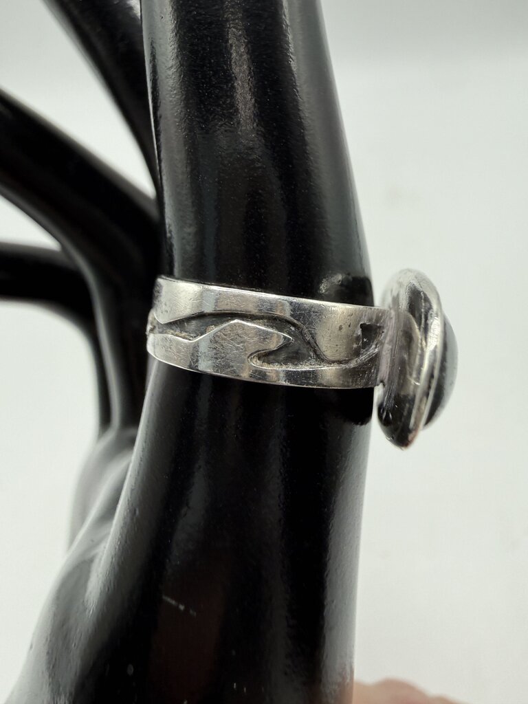Rare Horizontal Sterling Silver Setting Black Stone Ring size 7 /ro