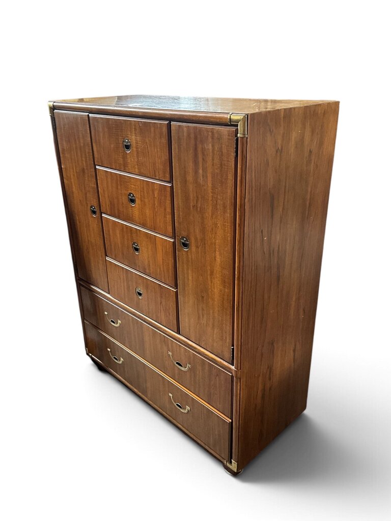 MCM Gentleman's Chest