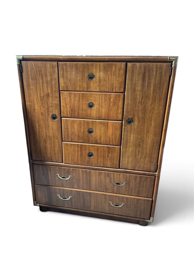MCM Gentleman's Chest
