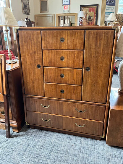 MCM Gentleman's Chest