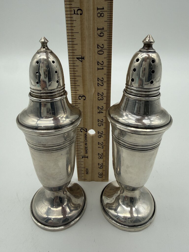 VTG Sterling Silver Salt & Pepper Shakers 68 grams /ro