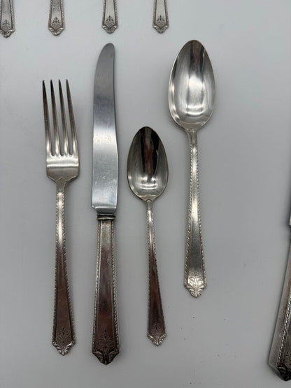VTG Holmes & Edwards Flatware Super Plate Inlaid 21 PCs. /ro