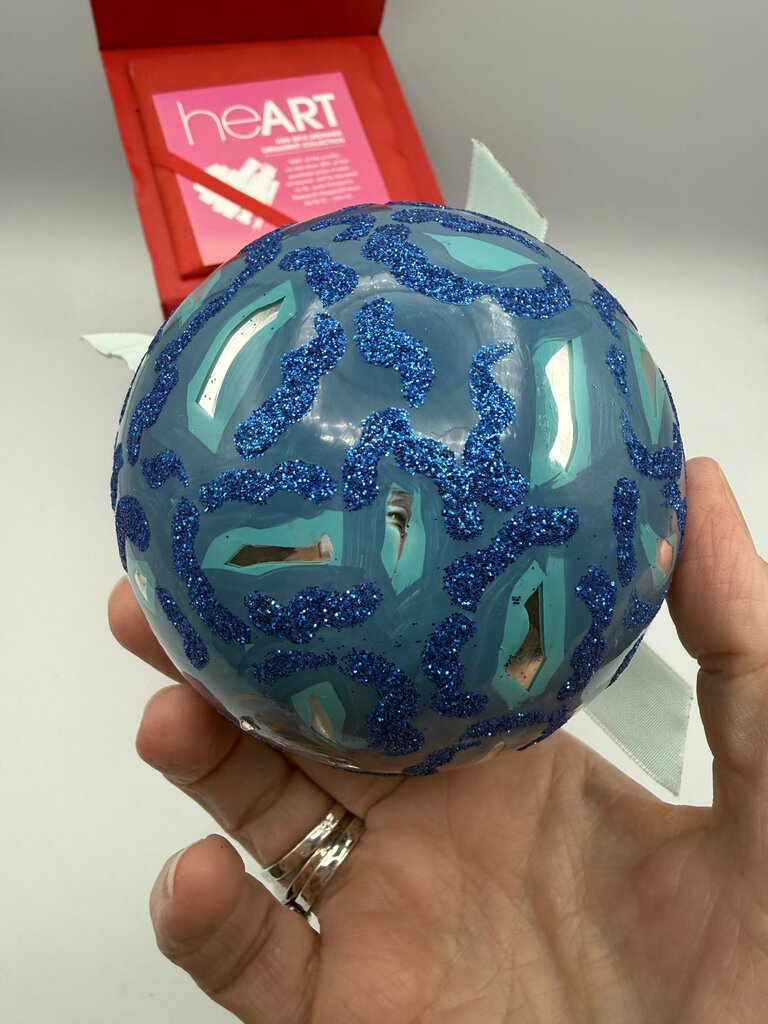 Swarovski Elements 2012 HeART Designer Ornament /ro