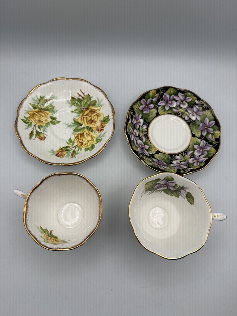 Royal Albert Bone China Set of 2 Cup & Saucer Violet & Tea Rose /roh