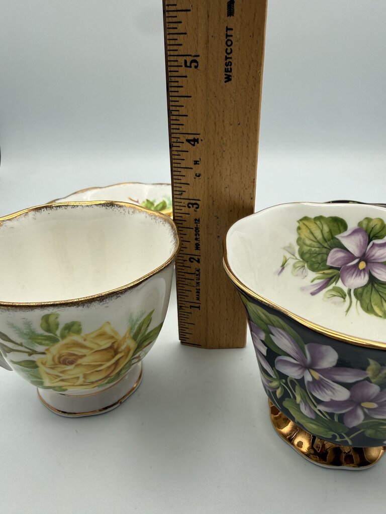 Royal Albert Bone China Set of 2 Cup & Saucer Violet & Tea Rose /roh