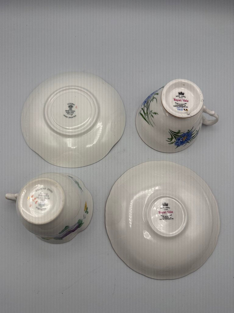 VTG set of 2 Fine Bone China Tea Cup & Saucer Made In England /roh