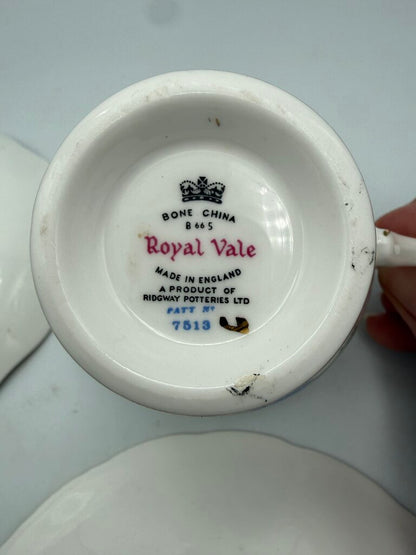 VTG set of 2 Fine Bone China Tea Cup & Saucer Made In England /roh