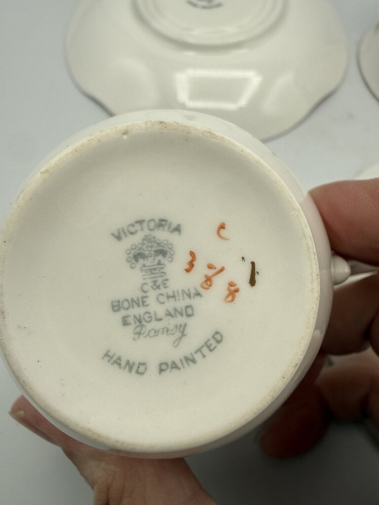 VTG set of 2 Fine Bone China Tea Cup & Saucer Made In England /roh