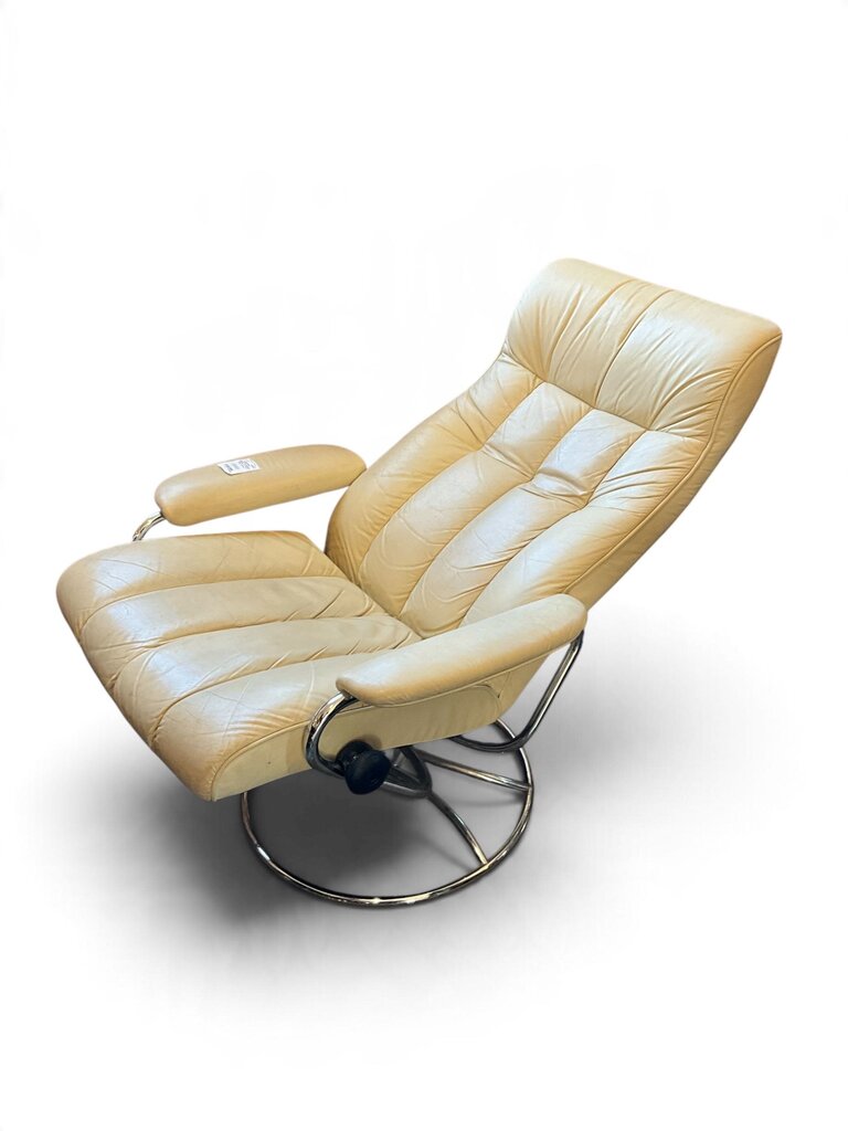 Ekornes Stressless Recliner w/ Foot Rest