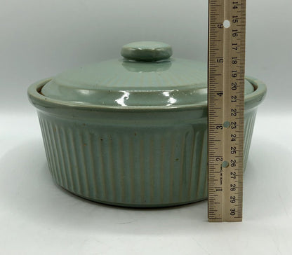 Vintage USA Large Green Stoneware Ribbed Casserole w/ Lid