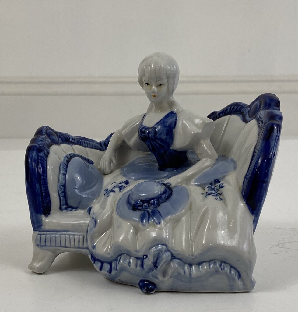 Victorian Lady on a Settee Porcelain Blue & White Figurine 7”x5”x6” /r