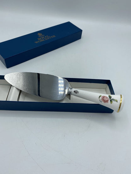 Royal Worcester Sheridan Bone China Handle Made in England Cake Server /r