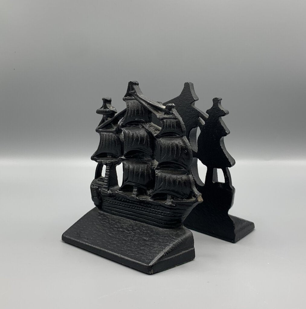 Vintage Cast Iron Galleon Ship Bookends /hg