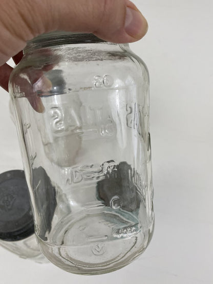 Four Vintage. Canning Jars with Zinc Lids Mason & Ball /r