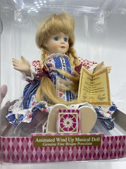 Vintage Soft Expressions Animated Wind Up Musical Doll play’s Edelweiss in Box /r