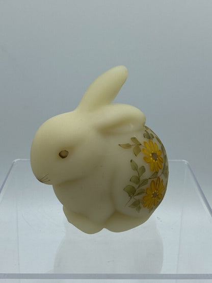 Fenton Bunny Rabbit Satin Yellow Glass Hand Painted Figurine /ro