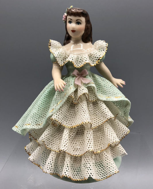 Vtg Lee Wollard “Sandra” 196A Dresden Lace Figurine /b