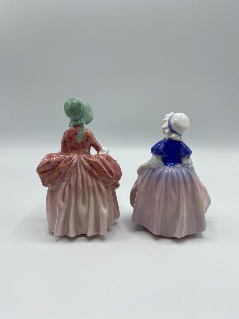 Royal Doulton Bone China Figurine Set of Two 5” tall “Bo Peep & Dinky Do” /rw