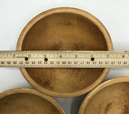 Vintage Set of 3 Munising Wood Bowls /b