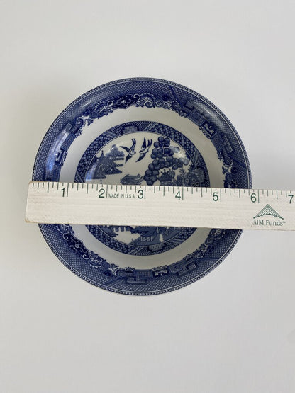 Johnson Brothers Blue Willow 4 Piece Place setting England /rb