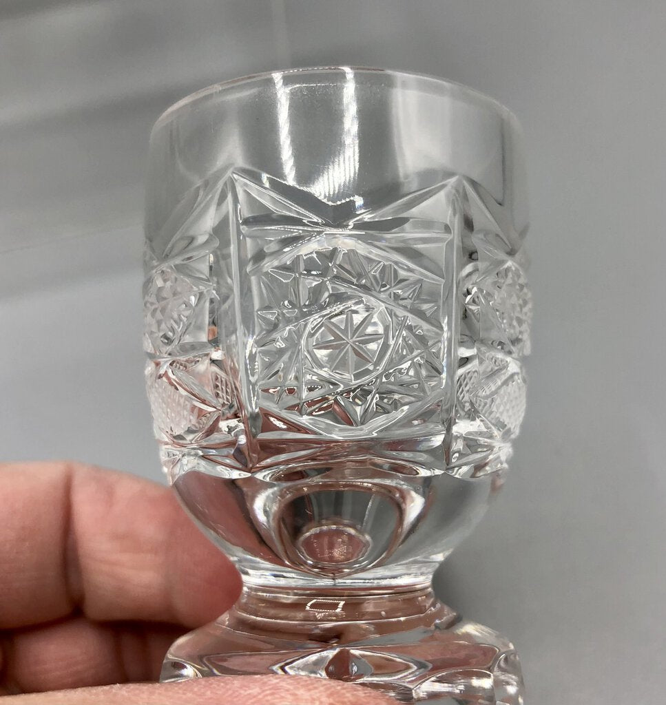 Set of 5 Elegant Cut Crystal Cordial/ Shot Glasses /b