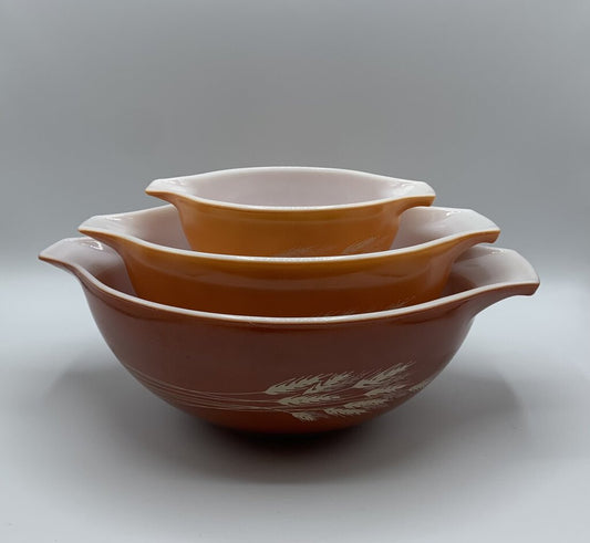 Vintage Pyrex “Autumn Harvest” Mixing Bowls Set of 3 /hg