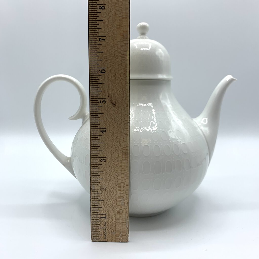 Vintage Mid-Century Bjorn Wiinblad Rosenthal “Romance White” Teapot /hg