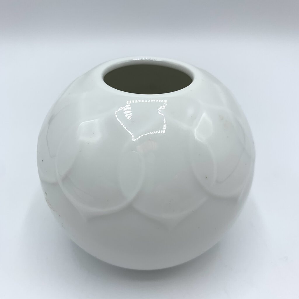 Vintage Mid-Century Bjorn Wiinblad Rosenthal White Lotus Sphere Vase /hg