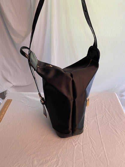 Tender POISON Shimmery Black Vinyl Pouch Bag w/Black Faux Patent Leather Accents /rw