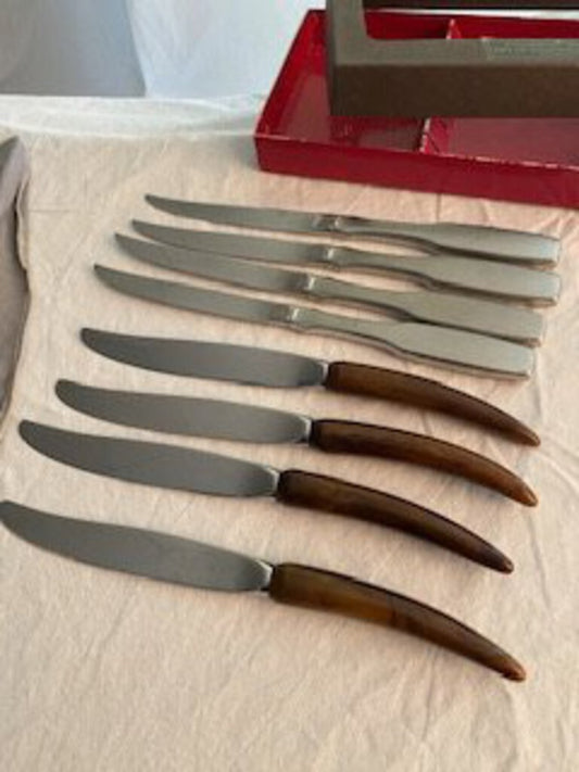 Vintage 2 sets of 4 (8 TOTAL) Dinner Knives Oneida and Faux Antler Handle /rw