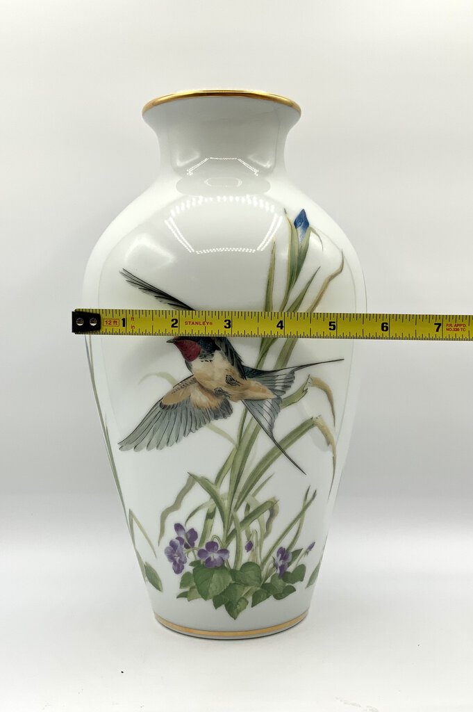 Franklin Porcelain The Meadowland Bird Vase Limited Edition 1980 /ah