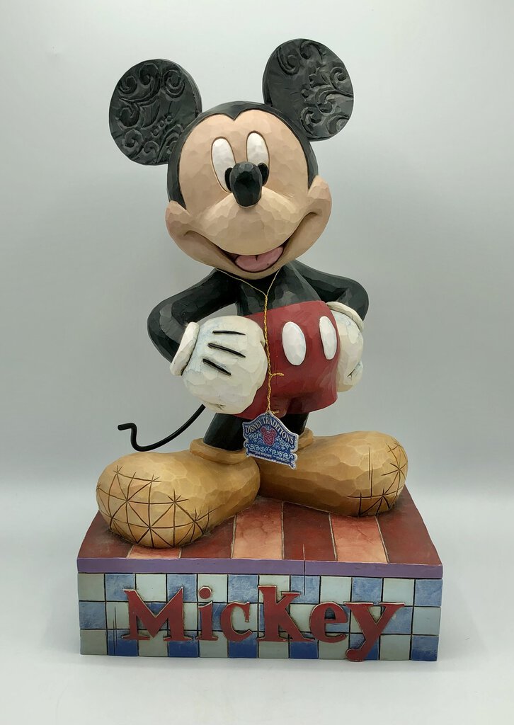 Disney showcase big fig top statue Mickey Mouse