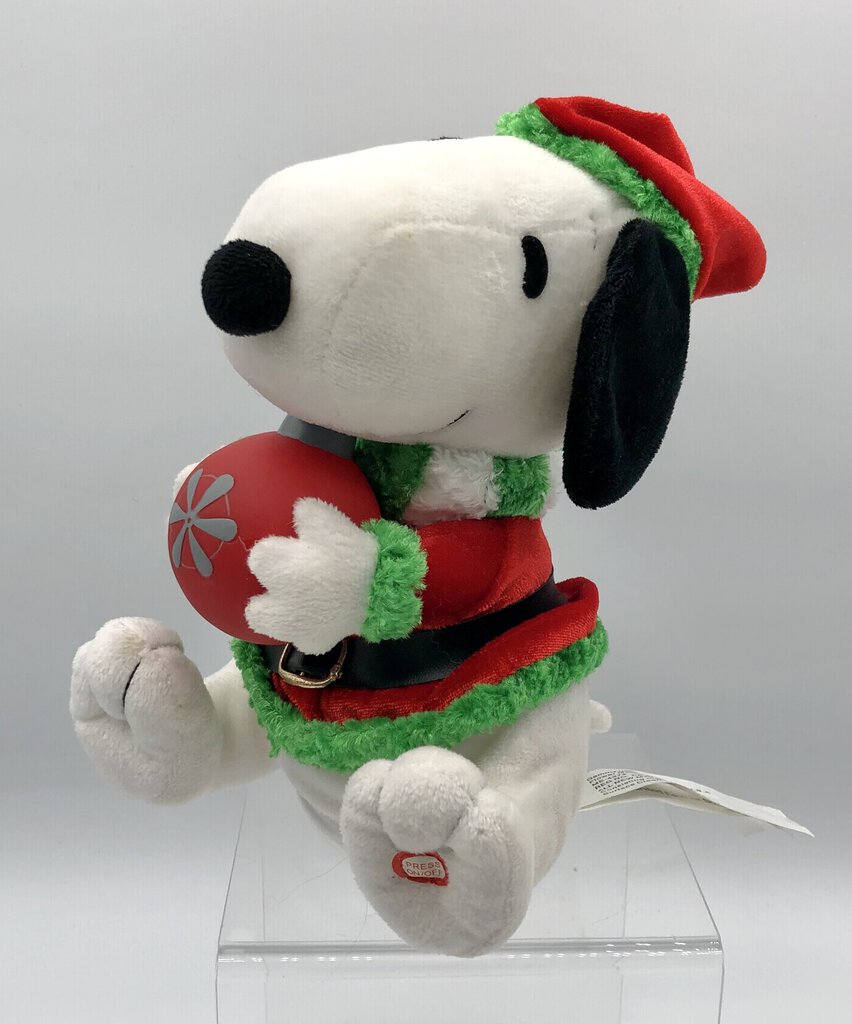Vtg Christmas Peanuts Plus Snoopy w/ Lights & Sound /b