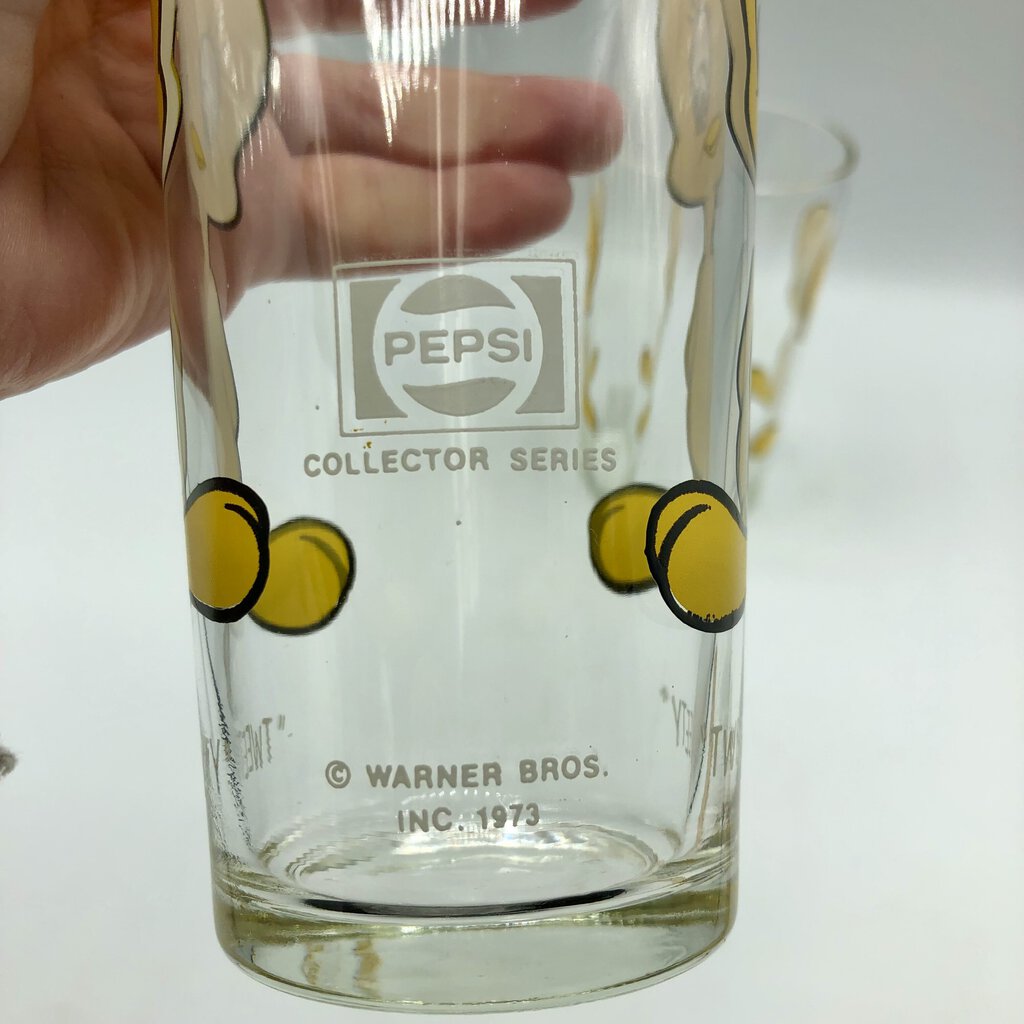 Vtg 1973 Pepsi Tweety Bird Glass Set of 2 /b