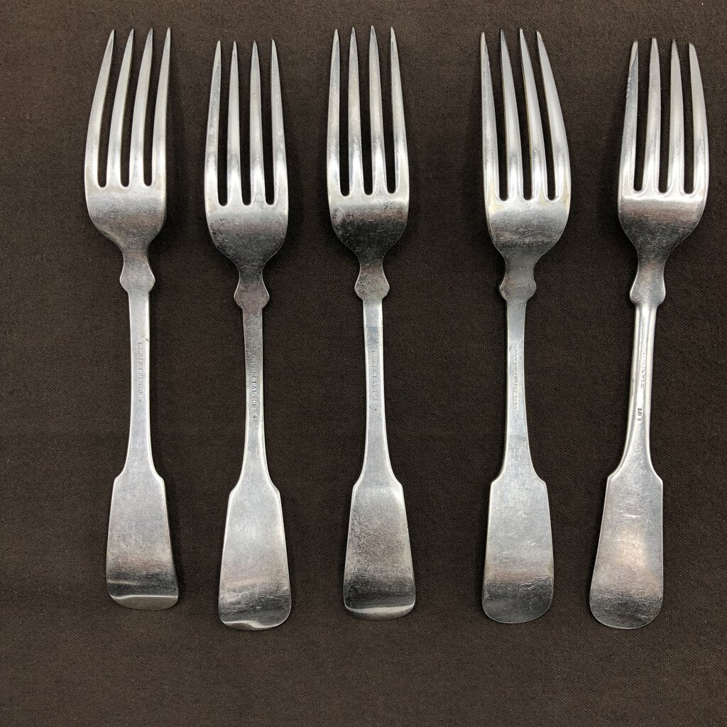 Lot of 5 Antique Fiddle Back Dinner Forks/ Reed & Barton/ W.M. Rogers/ Rockford S.P.Co. /b